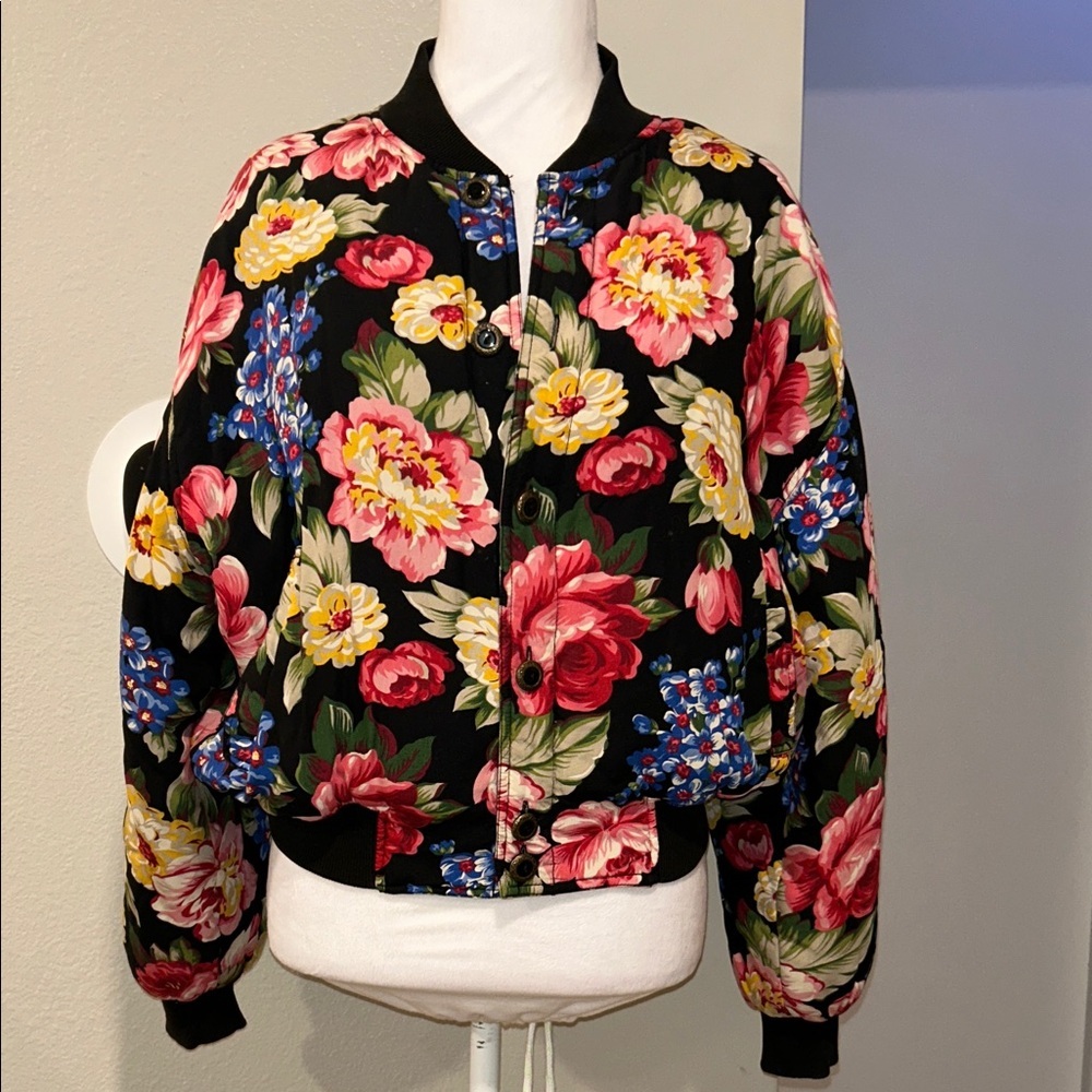 Vintage Liz Claiborne Floral Puffy Bomber Jacket Floral Women's Bomber Jacket - Picture 5 of 16